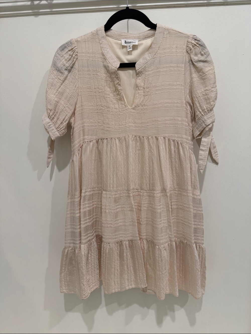 Soft Blush Tie-Sleeve Tiered Mini Dress by Vero Moda